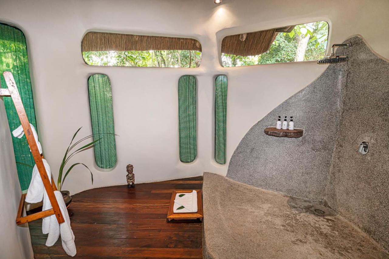 Lemala Wildwaters Lodge Kangulumira Eksteriør billede